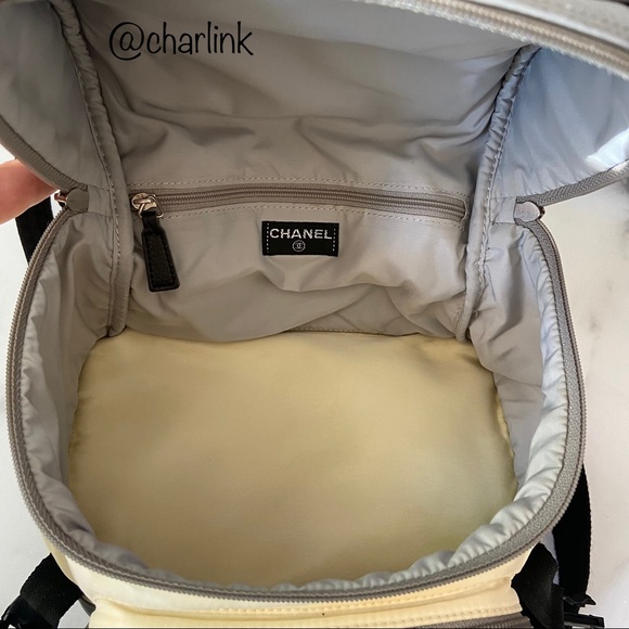 ❌SOLD❌ CHANEL mini backpack - Authentic Vintage - Picture 9 of 16